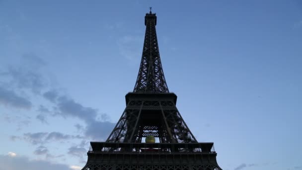 Paris au coucher du soleil — Video