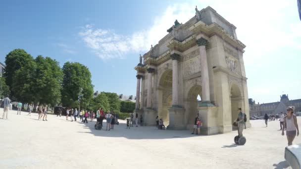 Arc de Triomphe du Carrousel en París — Vídeo de stock