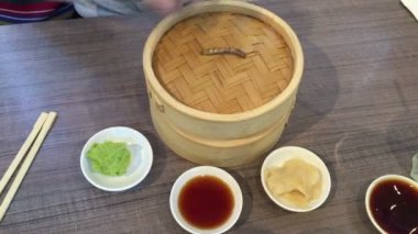 Aç kutusuna Dim Sum ile