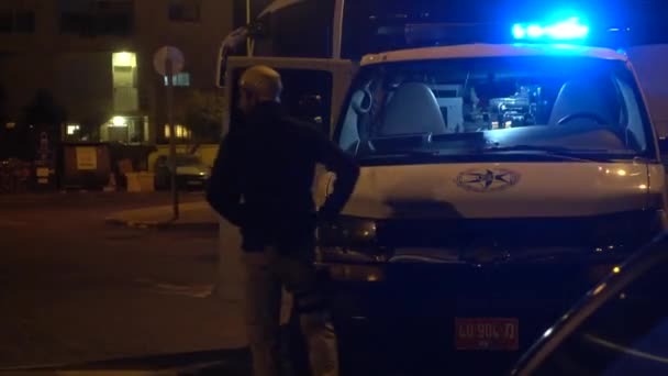 Equipaggio di polizia israeliana in azione di notte — Video Stock