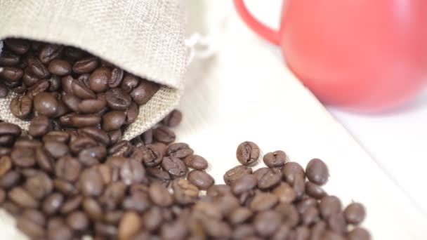 Brown roasted coffee beans — Stock Video