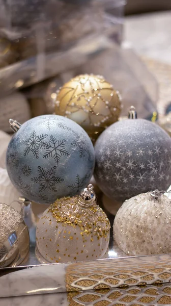 Christmas Ball Snow Covered Fir Tree Close Blurred Bokeh Background — Stock Photo, Image