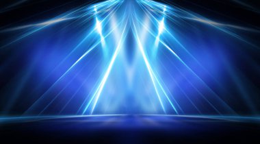 Boş sahne gösterisinin arka planı. Neon ışığı ve lazer gösterisi. Karanlık bir arka planda lazer fütüristik şekiller. Mavi neon ışığı, suda simetrik yansıma, geleceksel manzara, sahne.