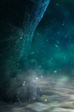 Suyun altında hafif bir figür. Koyu yeşil su. Deniz suyunun derinliği, denizin dibi, suyun içinden geçen güneş ışınları, sualtı dünyası, arka plan karanlık deniz. 3d illüstrasyon 