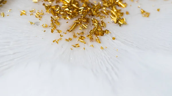 Držák Kelímky Epoxidový Pryskyřičný Podnos Broušený Kámen Bílý Mramor Zlatým — Stock fotografie