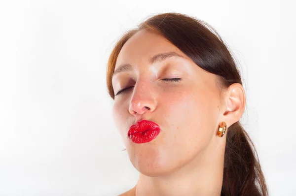 Güzel kadın hava öpücük verir Telifsiz Stok Imajlar