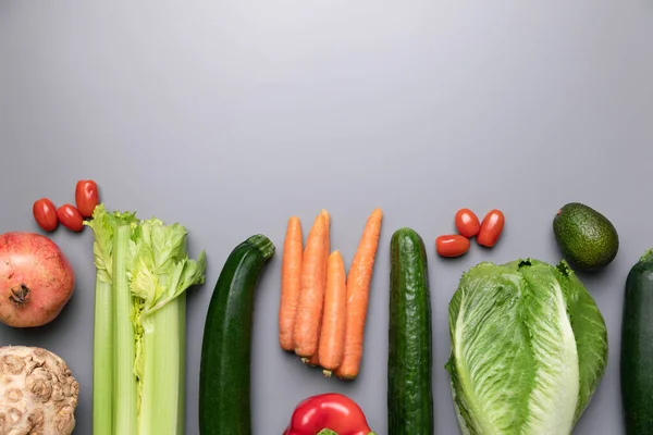 Friska Grönsaker Grå Bakgrund Med Kopieringsutrymme Banner Online Shop Koncept — Stockfoto