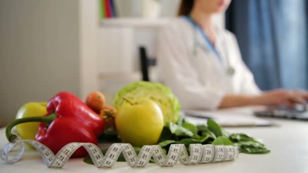Sebze Diyeti Beslenme Ilaç Konsepti Beslenme Uzmanı Beslenme Uzmanları Işyeri — Stok video