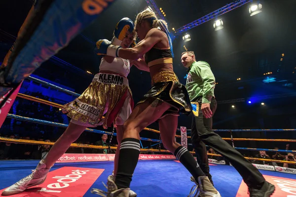 WBC Title boxing match entre Mikaela Lauren (SWE) e Ivana Ha — Fotografia de Stock
