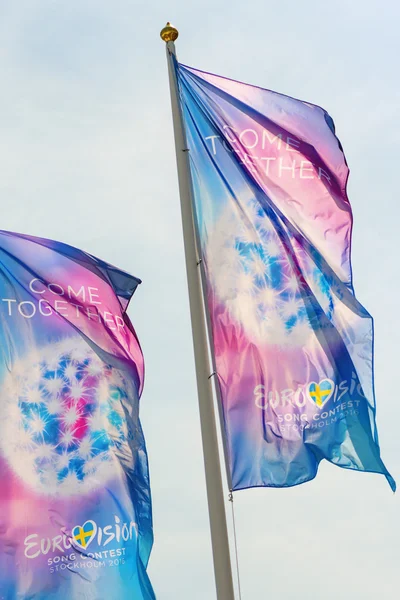 Gros plan des drapeaux arrivé ensemble au concours Eurovision de la chanson ou — Photo