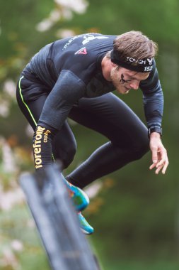 Stockholm Stadion ve Re etrafında Zorlu Viking engel kursu