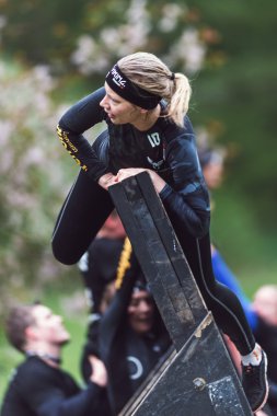 Stockholm Stadion ve Re etrafında Zorlu Viking engel kursu