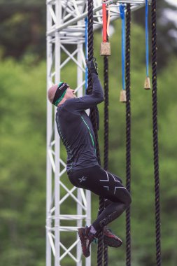 R ile Stockholm Stadion etrafında Sert Viking engel ders