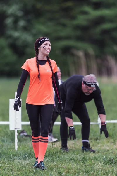 R ile Stockholm Stadion etrafında Sert Viking engel ders