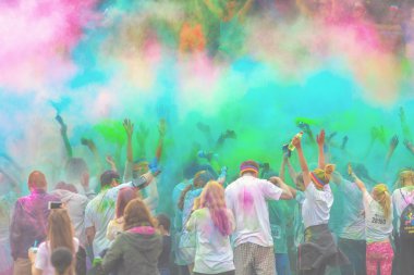 Stockholm Color Run Tropicolor dünya turunda Kalabalık