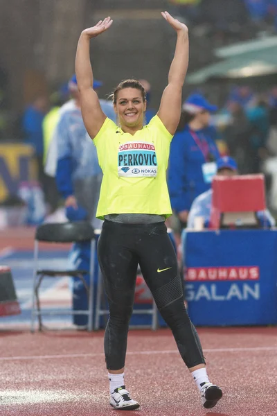 Sandra Perkovic en el lanzamiento del disco femenino en la IAAF Diamond Le — Foto de Stock