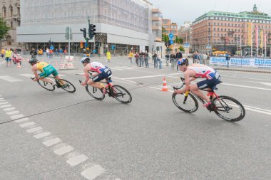 Brownlee kardeşler, Alistair ve Jonathan(Gbr) sonra D takipte