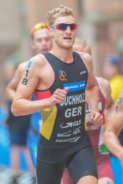 Gregor Buchholz (Ger) Mens Itu Triatlon olay çalışan