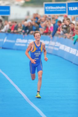 Angelica Olmo (Ita) başlamadan önce kadınlar ITU triatlon olay Stockholm