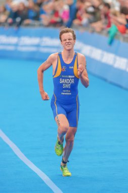 Angelica Olmo (Ita) başlamadan önce kadınlar ITU triatlon olay Stockholm