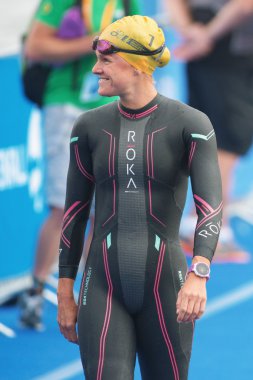 Başlamadan önce kadınlar ITU triatlon Event'de Flora Duffy (Ber) 