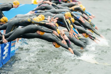 Stockholm wi Kadınlar Itu Triatlon olay başladıktan sonra