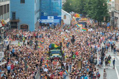 Gurur geçit Stockholm ve Kungsgatan gidiş töreni