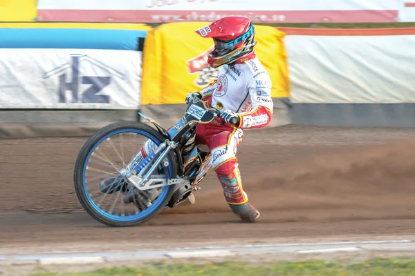 Rospiggarna ve Le arasındaki ilk eğriiçine Speedway raciner