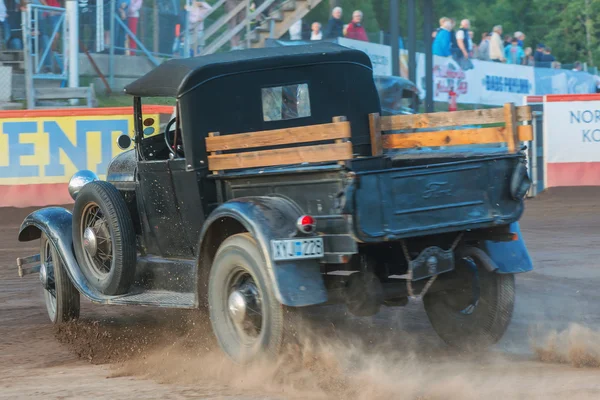 Hotrod racerers i pausen mellan Rospiggarna och Lejonen — Stockfoto