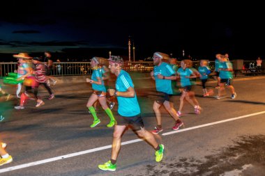 Stockholm'de Gece yarısı çalıştırmak runners (Midnattsloppet)