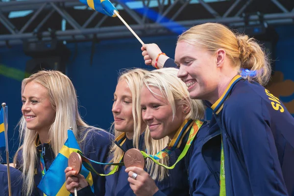 Medallistas olímpicos de Río se celebran en Kungstradgarden —  Fotos de Stock