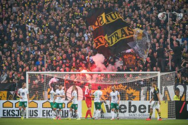 AIK ve Hammarby Allsvenskan, arkadaşlar arasında futbol derby 