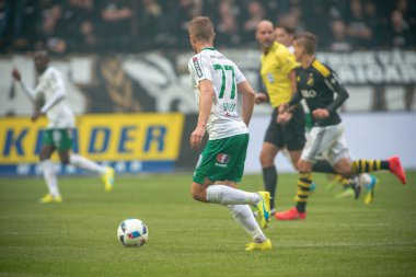 AIK ve Hammarby Allsvenskan, arkadaşlar arasında futbol derby 