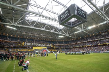 AIK ve Hammarby Allsvenskan, arkadaşlar arasında futbol derby 
