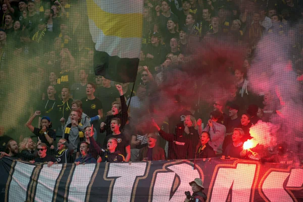 Fußball-Derby zwischen aik und hammarby in allsvenskan bei Freunden — Stockfoto