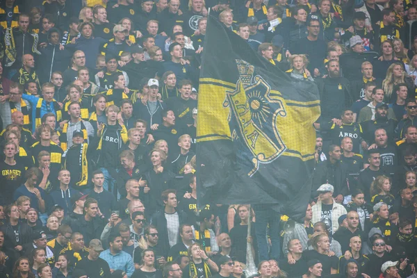 Jalkapallo derby välillä AIK ja Hammarby Allsvenskan at Friends — kuvapankkivalokuva