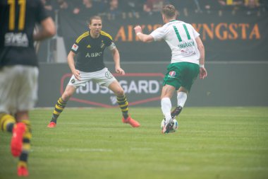 AIK ve Hammarby Allsvenskan, arkadaşlar arasında futbol derby 