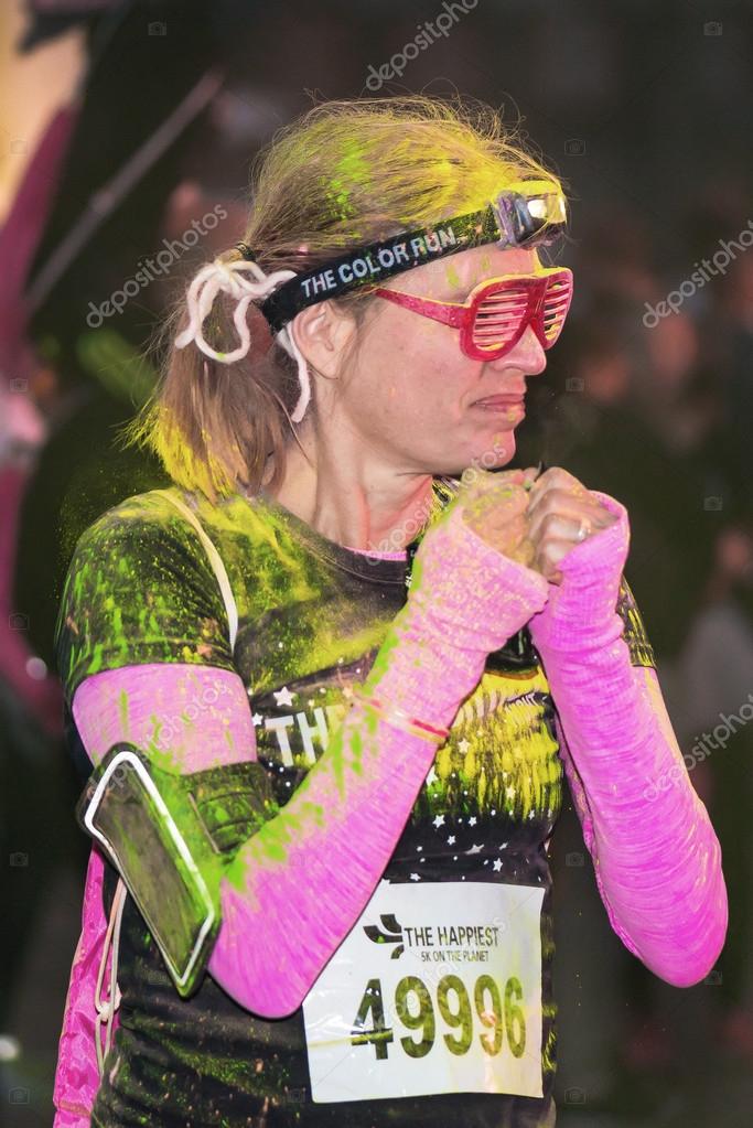 Color top run glasses