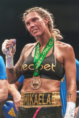 Mikaela Lauren (Swe) vs Klara arasında Wbc başlık maçı sonra 