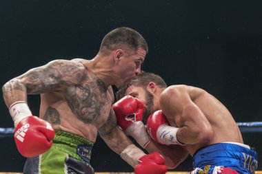 Anthony yiğit (Swe) vs Armando Robles (Mex) arasında sup içinde maç