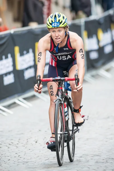 Chelsea brandwonden uit Verenigde Staten na de overgang aan fietsen op de wo — Stockfoto