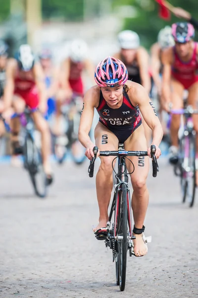 Renee Tomlin desde USA tras la transición al ciclismo en el Wom —  Fotos de Stock