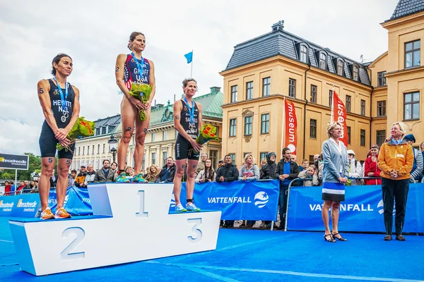 Cerimonia sul podio all'evento femminile ITU World Triathlon Series — Foto Stock