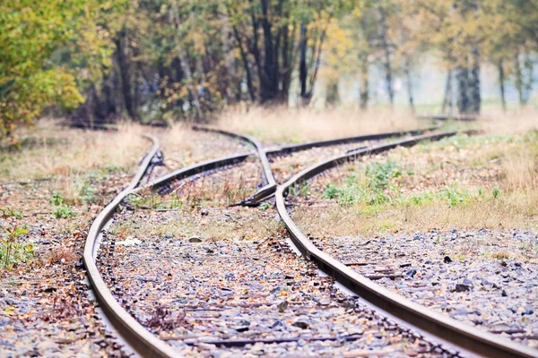 Demiryolu parça iki yönde böler