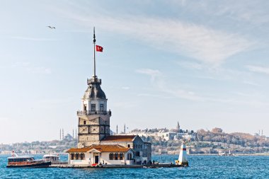 Açık bir günde Bosphoros bakirelerin Kulesi Kulesi