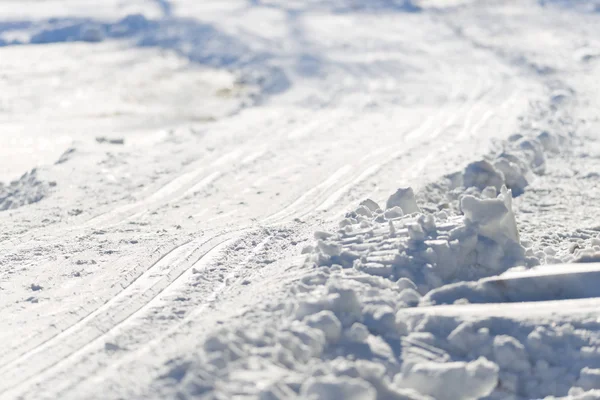 Pistes de ski de fond à courte profondeur de terrain — Photo