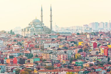 Süleymaniye Camii İstanbulun yoğun yerleşim alanıyla
