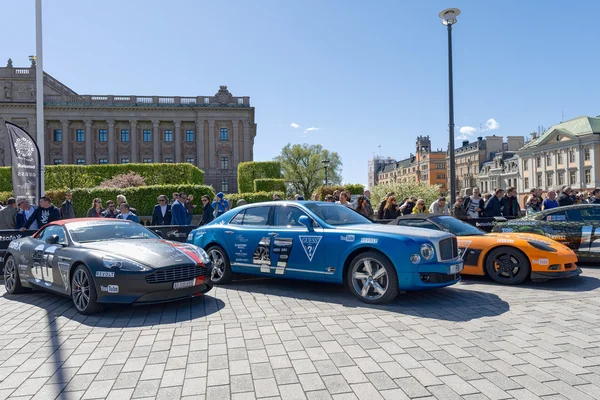 Gumball 3000 carros em exposição nas ruas de Estocolmo — Fotografia de Stock
