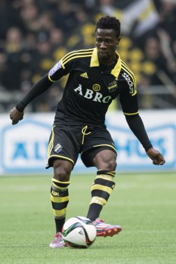 AIK oyuncu ebenezer omo AIK karşı oyun DIF içinde