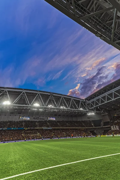 "Tele2 Арена" во время футбольного матча между DIF и АИК на стадионе — стоковое фото